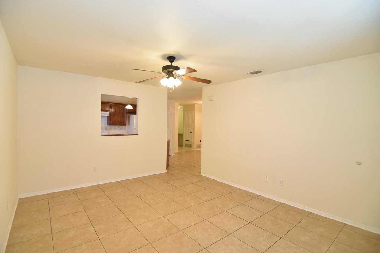 2700 Seabiscuit Dr - Photo 6 of 18