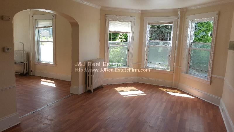 392 Hamilton St 1 - Photo 2 of 5