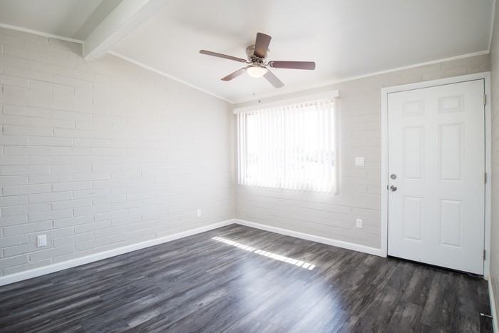 227 5th Ave E #227 - Photo 3 of 15