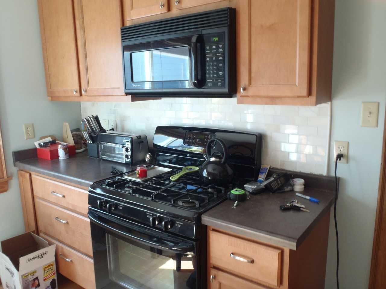 1361 N Hawley Rd - Photo 4 of 23