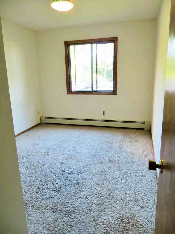 11800 Eldorado Street Northwest - Photo 4 of 8