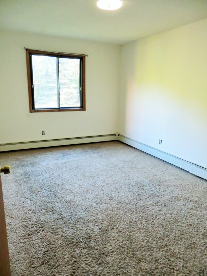 11800 Eldorado Street Northwest - Photo 5 of 8