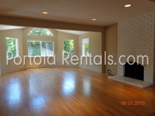 921 Sir Francis Ave - Photo 3 of 34