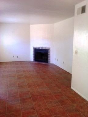 2714 N Edith Blvd - Photo 2 of 6