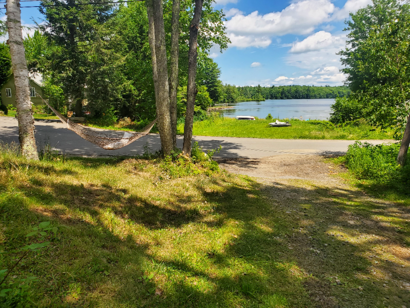 300 Camelot Shore Dr - Photo 2 of 12