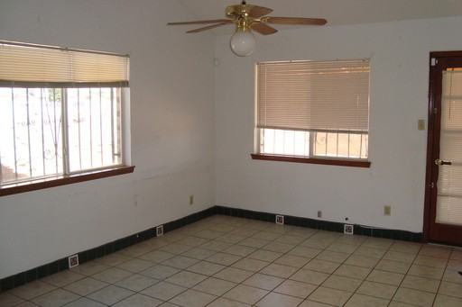10541 Onyxstone St - Photo 2 of 11