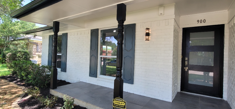 900 Westminster Dr - Photo 3 of 20