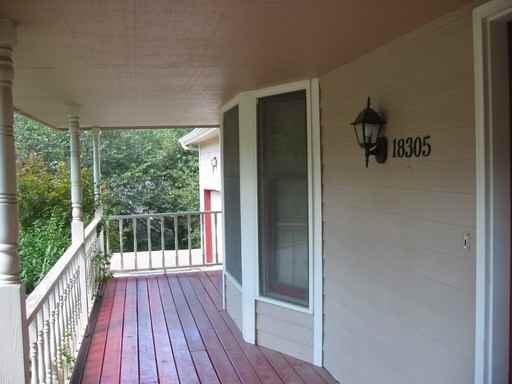 18305 E 26th Ct S - Photo 2 of 7