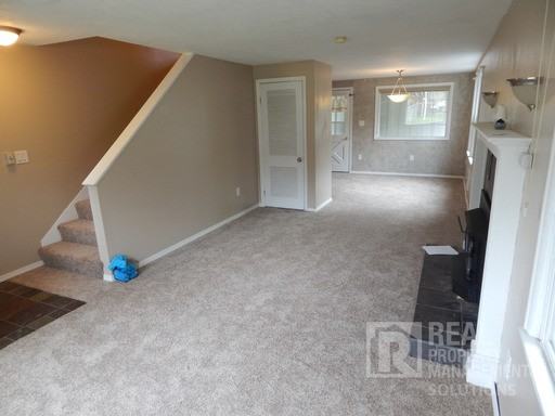 345 W Fairfield St - Photo 3 of 14