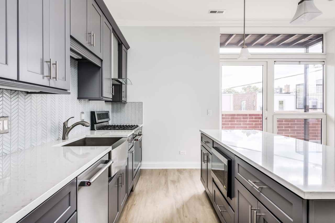 7652 Madison St #208 - Photo 3 of 18