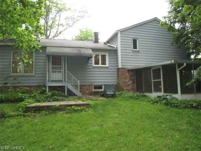 186 Devorah Dr - Photo 3 of 20