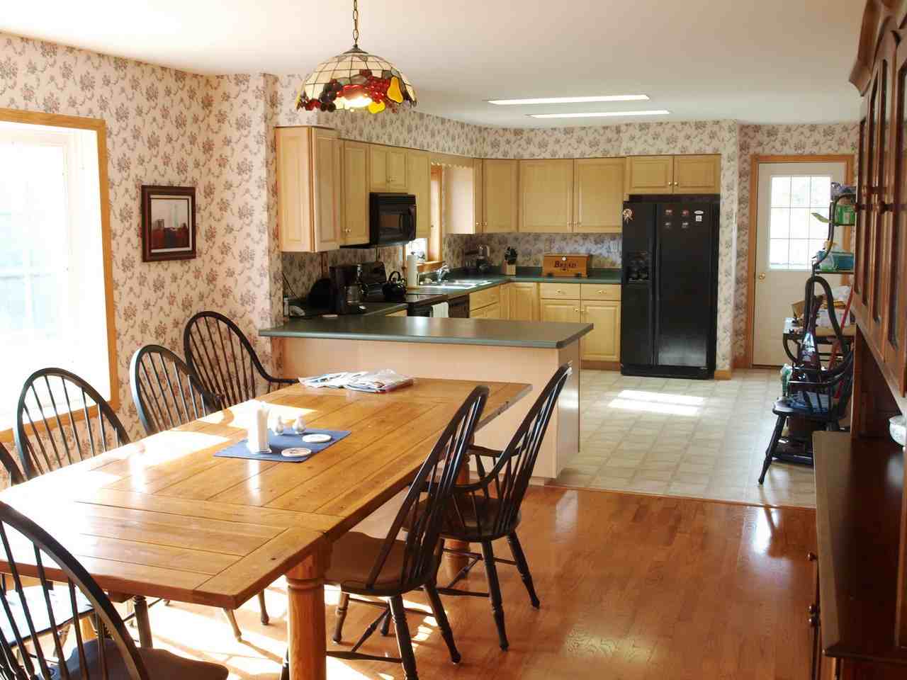 609 Faraway Rd - Photo 2 of 32