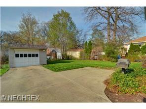 24116 Knickerbocker Rd - Photo 2 of 16