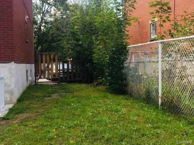 11893 Avenue Brunet #A - Photo 3 of 14