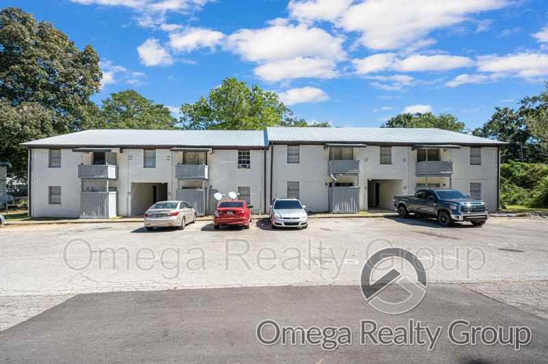 425 Oakwood Ave #428