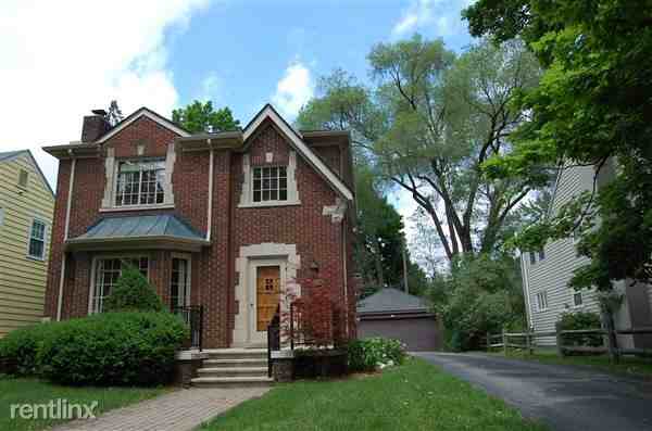 1308 Harbrooke Ave - Photo 3 of 42