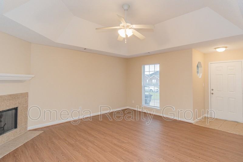 595 Mcdonald Dr - Photo 7 of 42