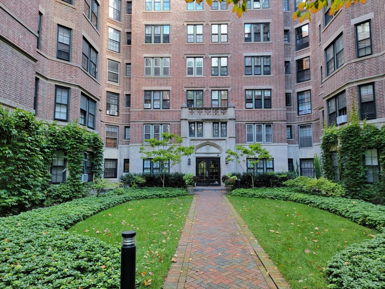 Memorial Dr #181 - Photo 3 of 13