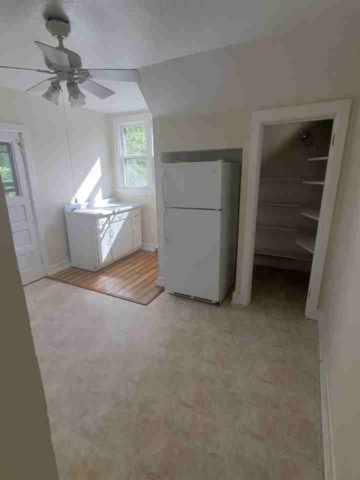 1727 N 8th St #2A - Photo 3 of 17