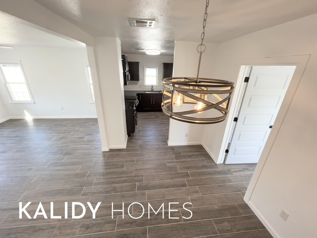 3504 N Westmont St #1 - Photo 5 of 24