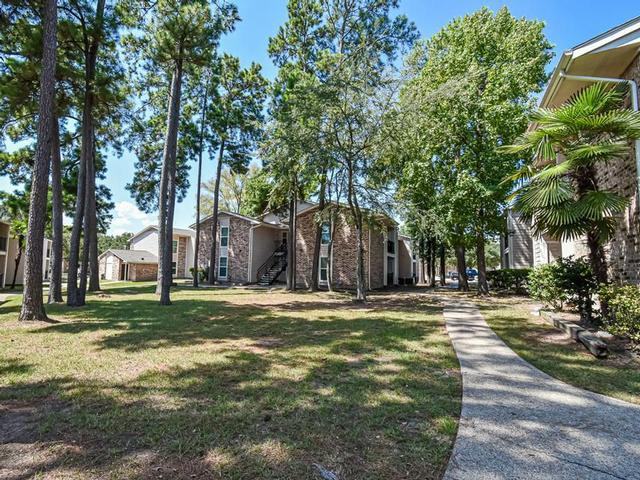 800 Bellshire Drive - Photo 5 of 24