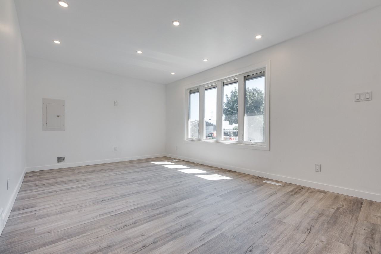 1295 Notting Hill Avenue #A - Photo 3 of 15