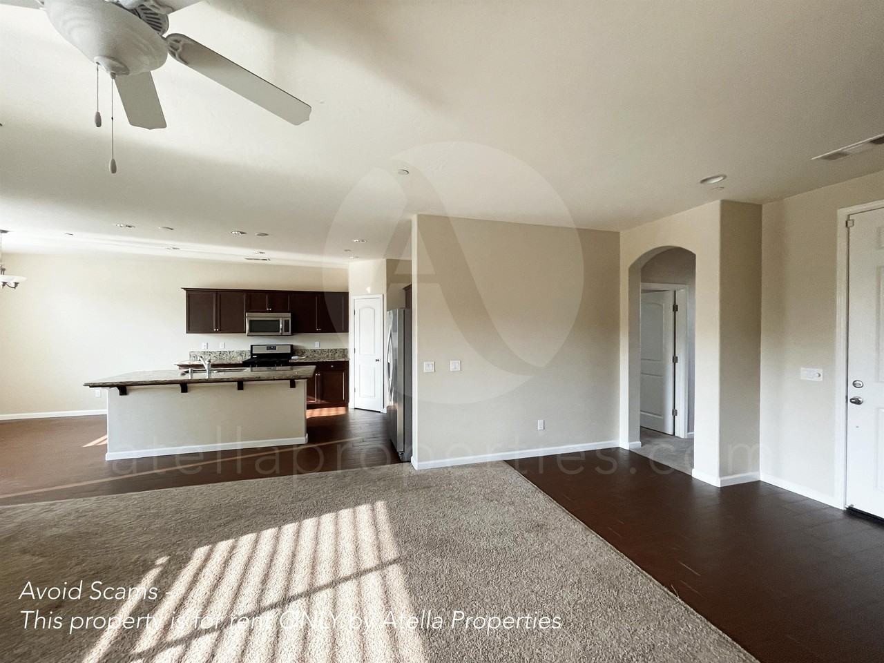 2859 S Oakhurst Ct #1 - Photo 3 of 15