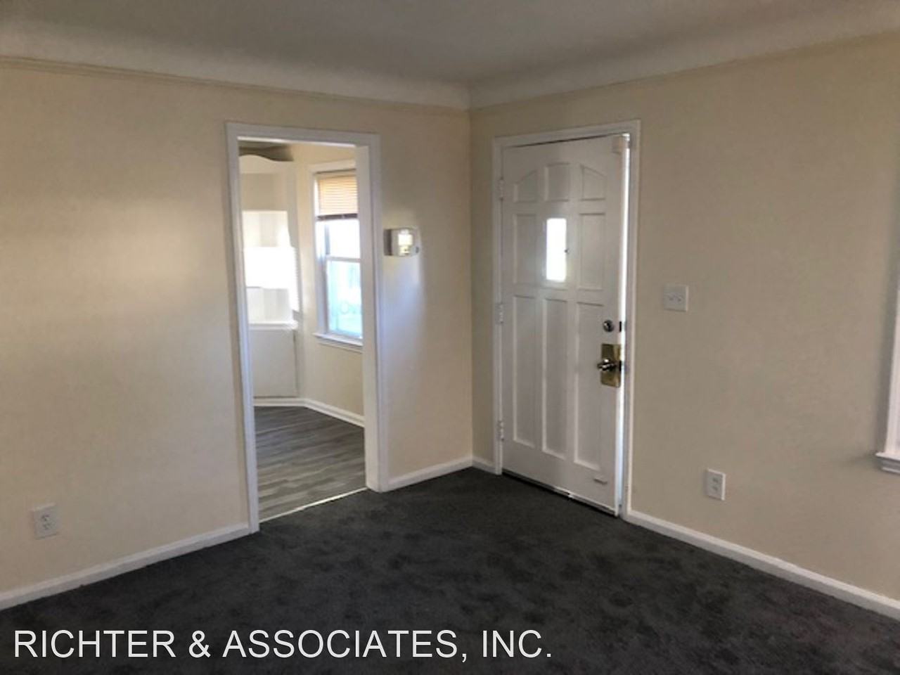 7904 Mead St - Photo 3 of 22