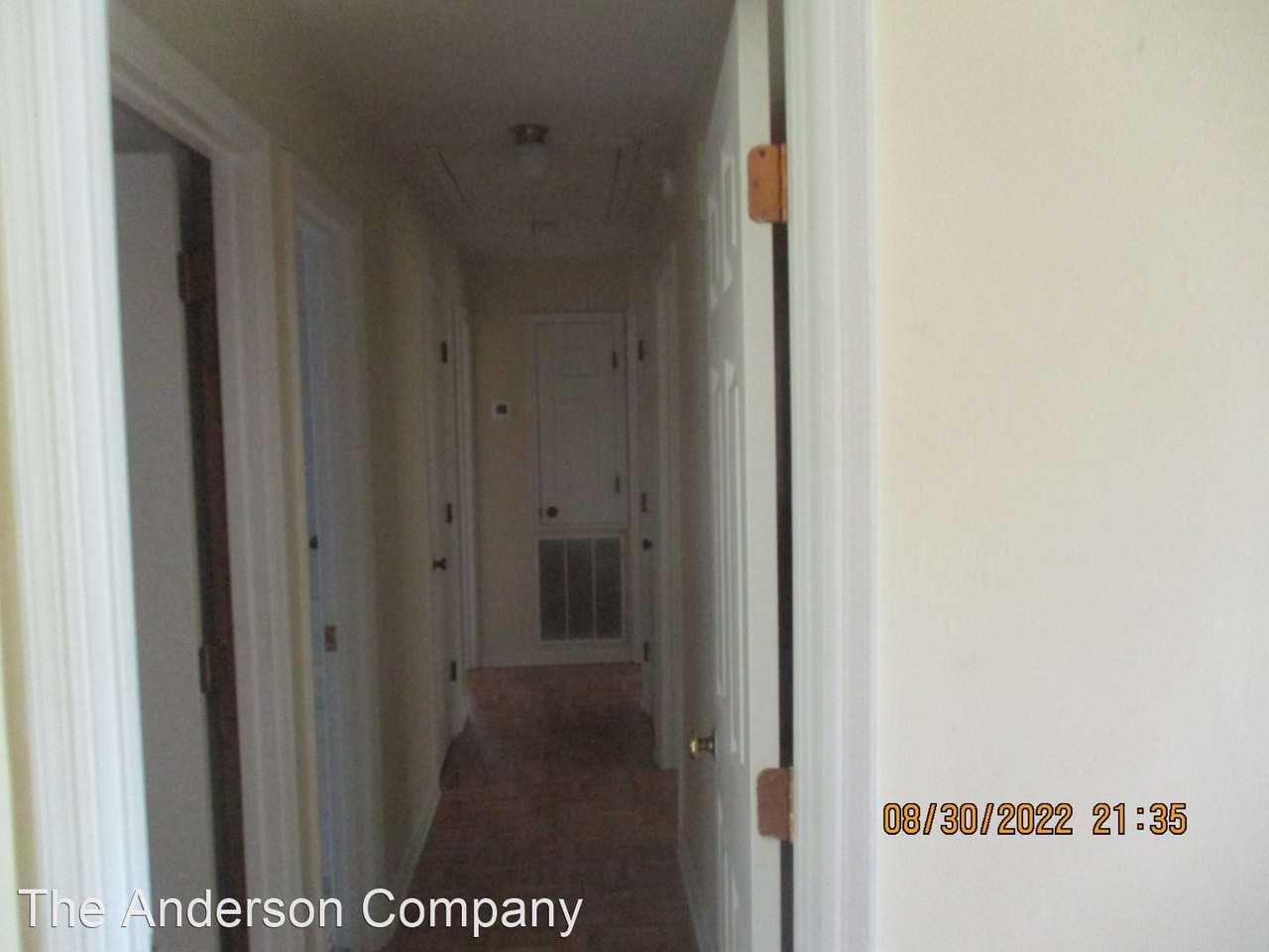 2808 Reeves Ln - Photo 3 of 3