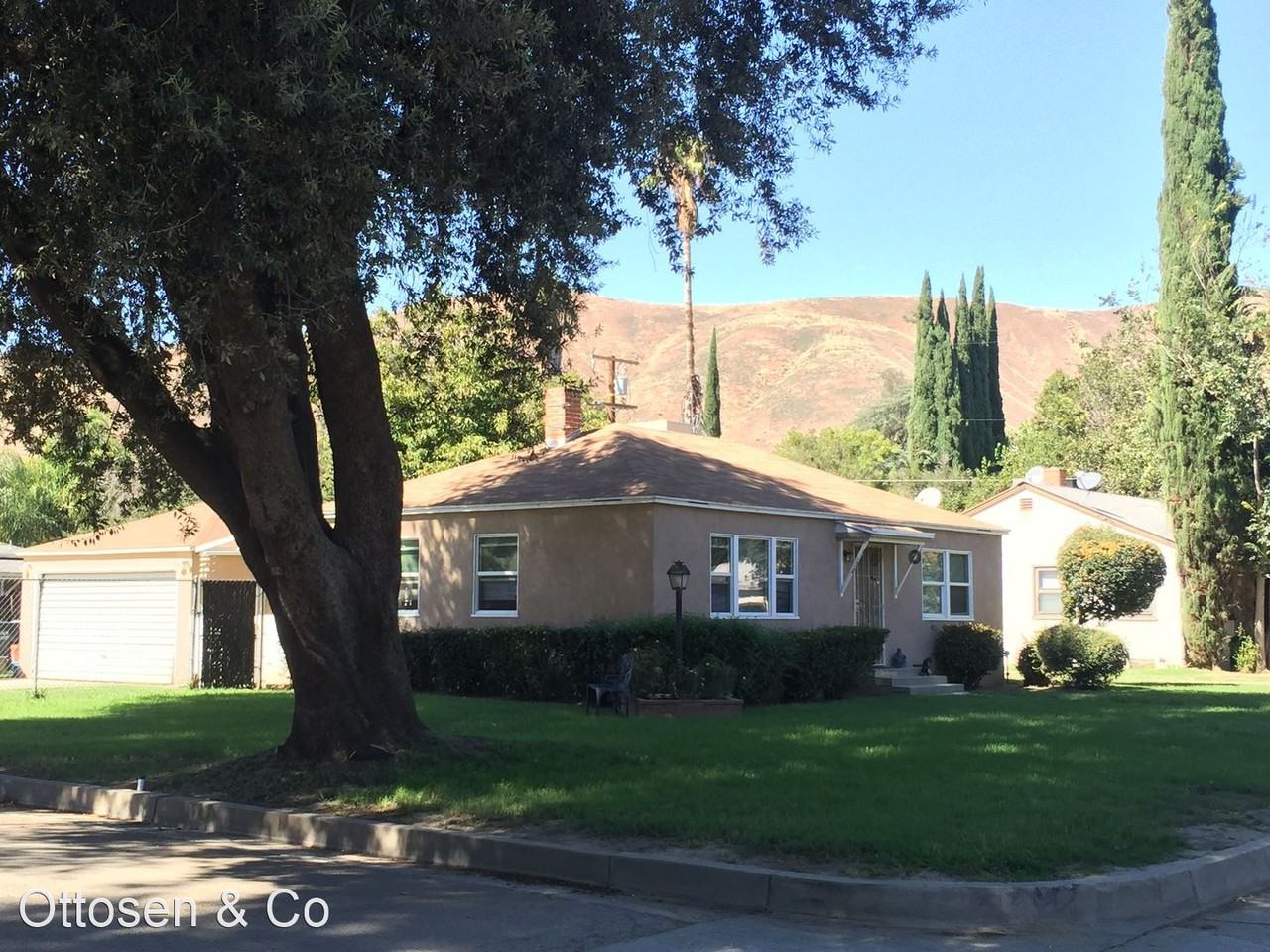 3156 N I St - Photo 2 of 3