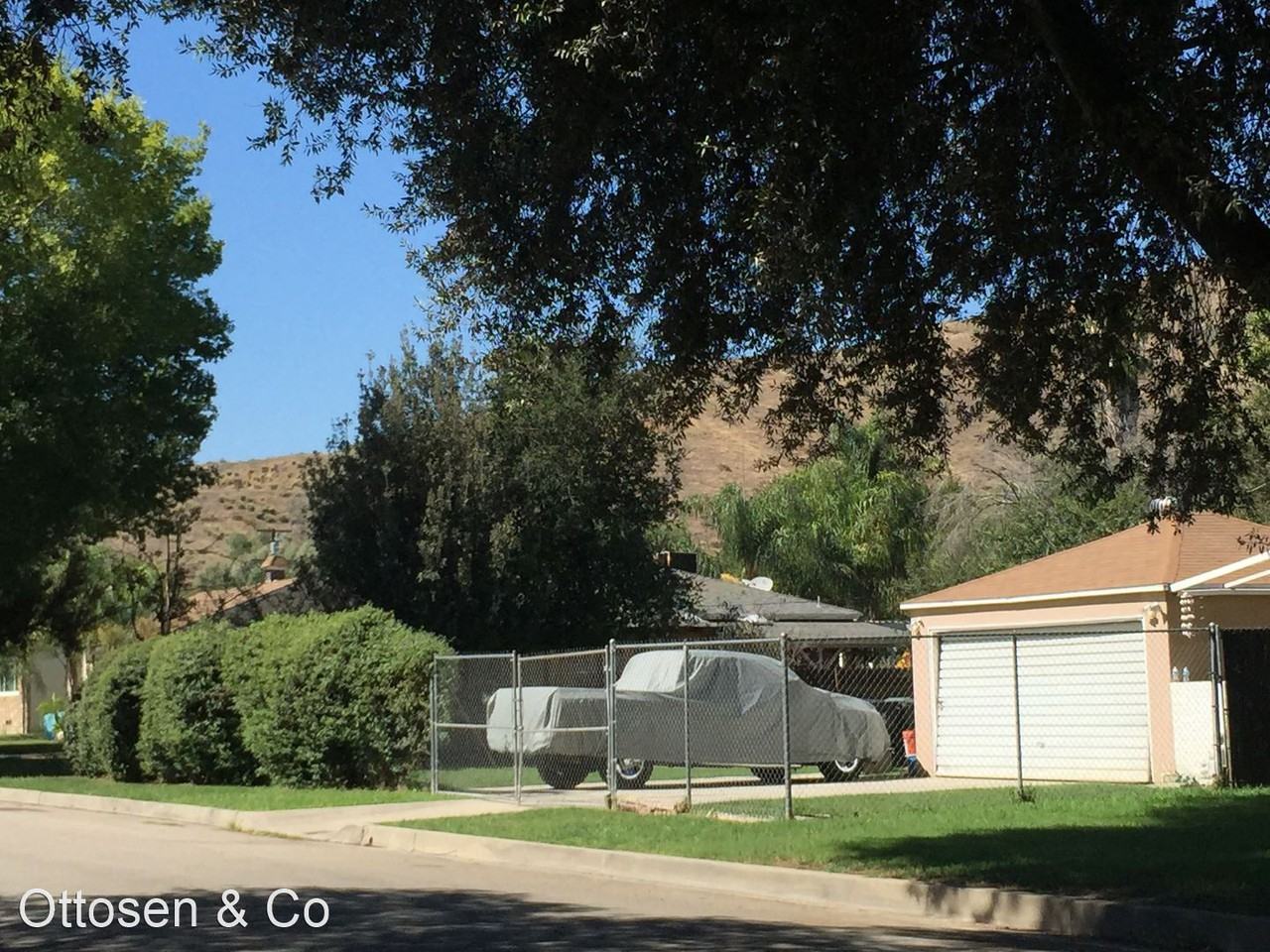 3156 N I St - Photo 3 of 3