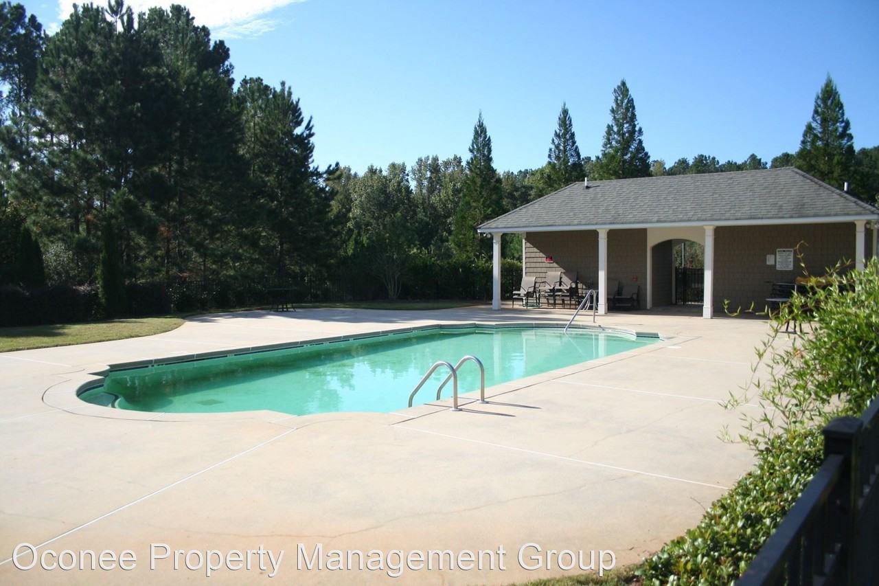 1010 Azalea St - Photo 2 of 13