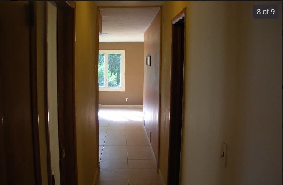 310 Crown Ave - Photo 3 of 4