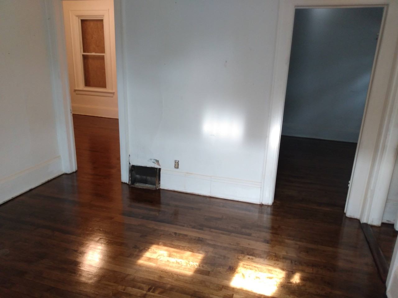 409 E Chambers St #2 - Photo 2 of 7