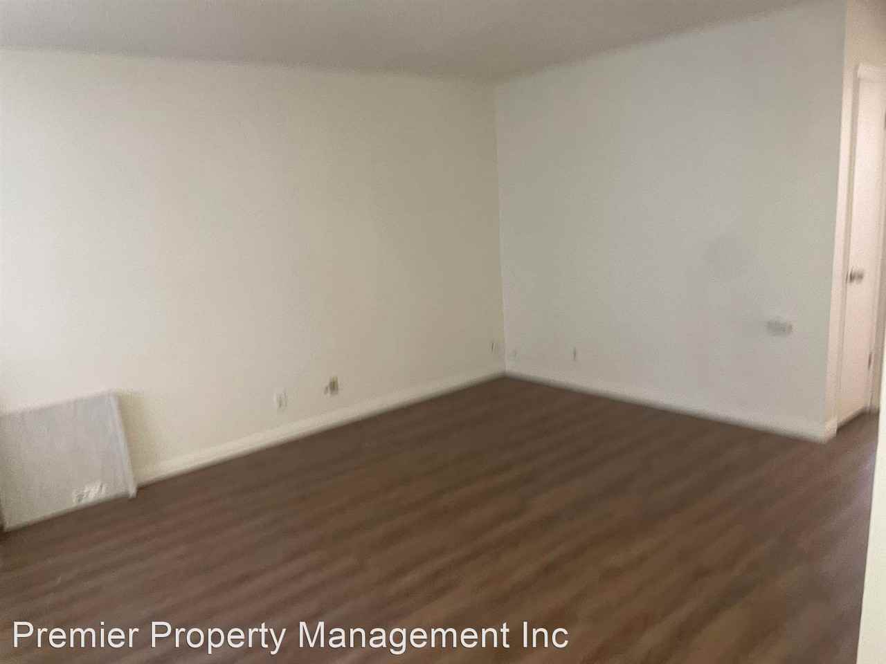 1089 High St - Photo 2 of 2