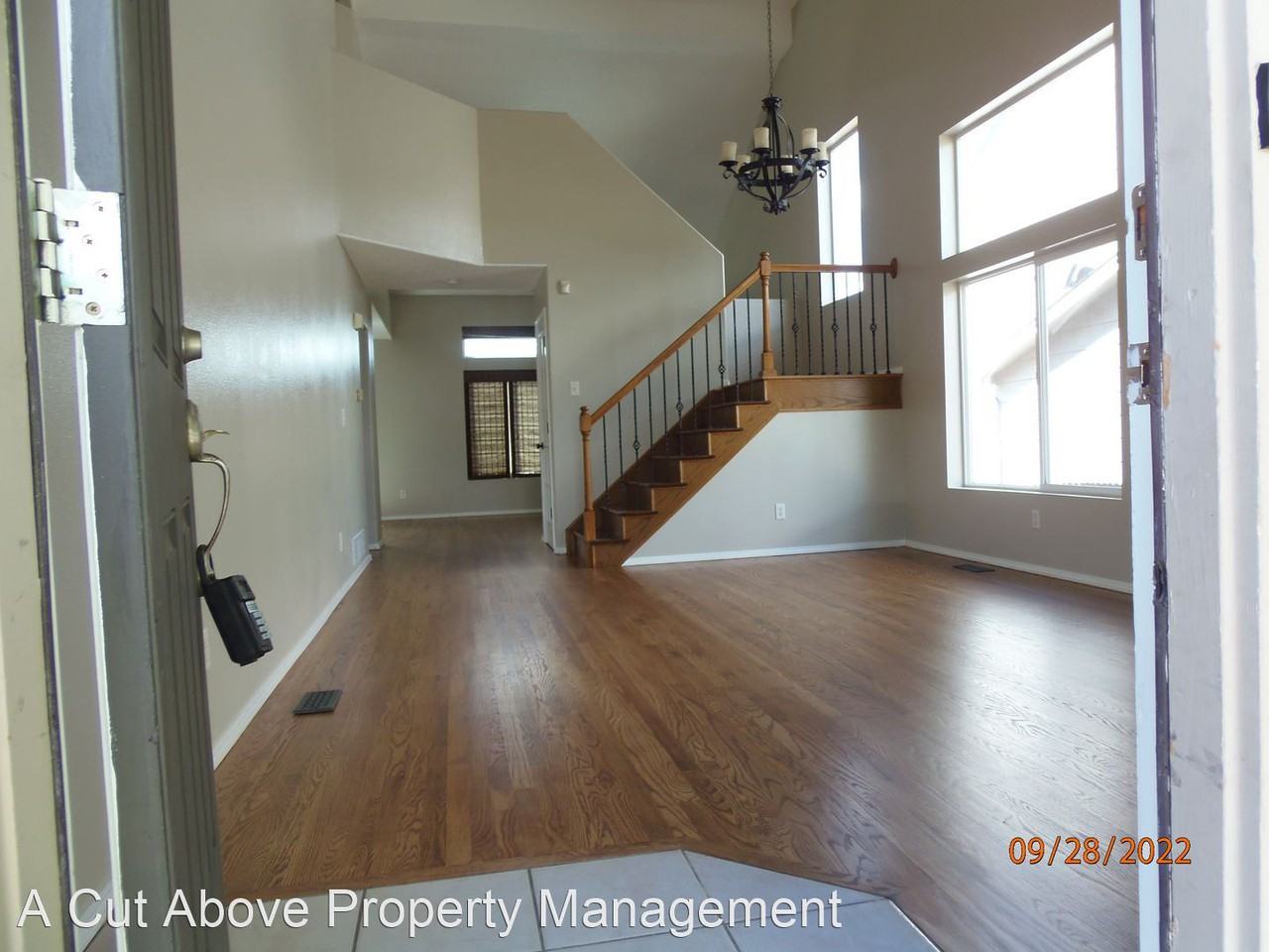6742 Mcewan St - Photo 2 of 24