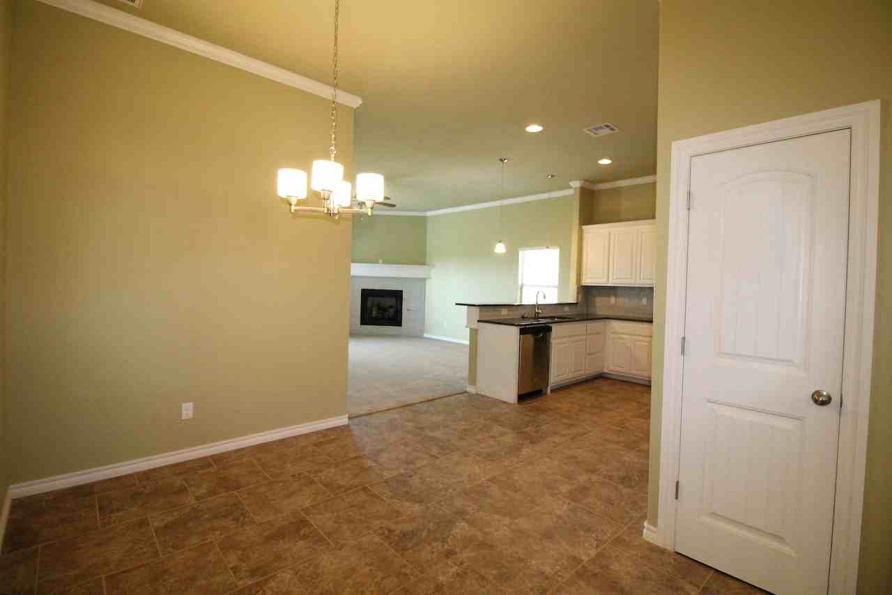 12704 NW 5th St - Photo 3 of 21