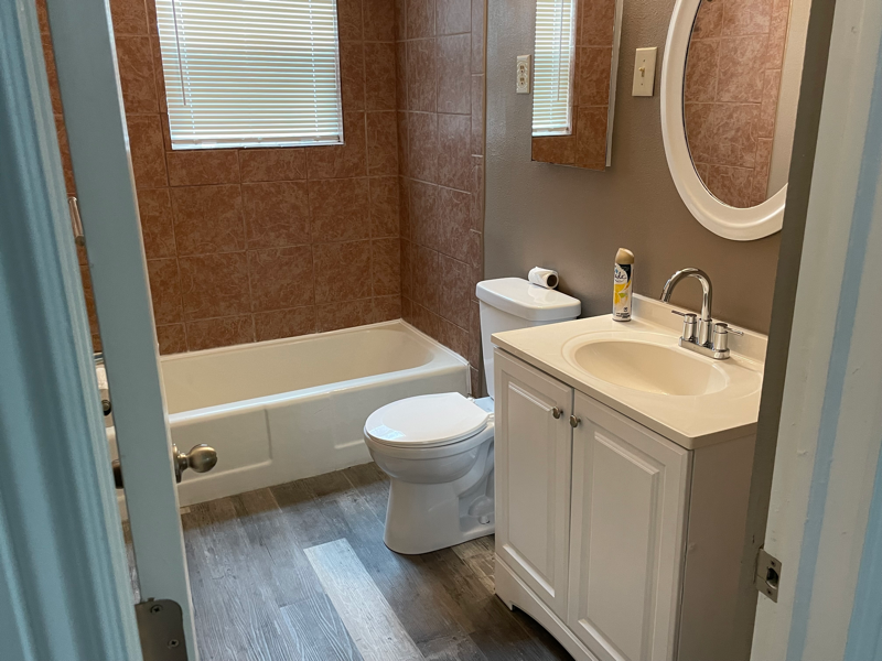 1308 Cypress St - Photo 5 of 22