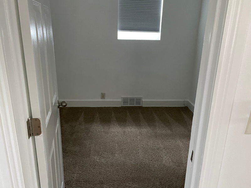 1308 Cypress St - Photo 6 of 22