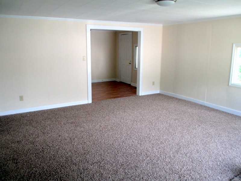 1211 Highland Ave - Photo 3 of 13