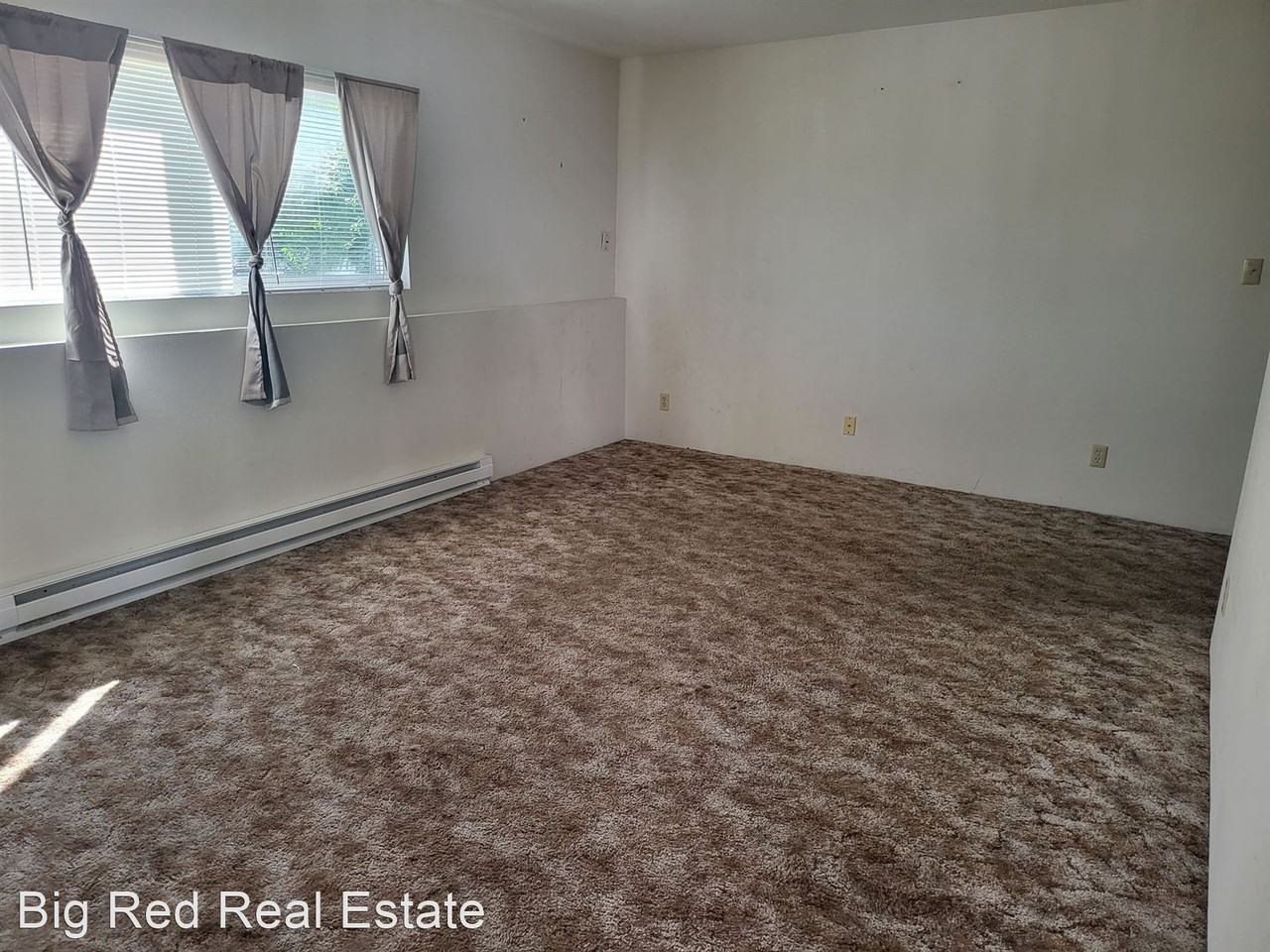 Elk Street - Photo 3 of 6