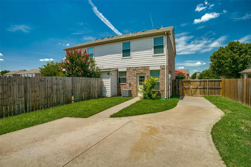 2644 Ezekial Way - Photo 2 of 14