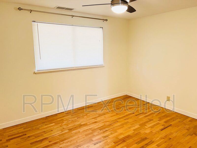 25635 30th Ave S - Photo 7 of 15