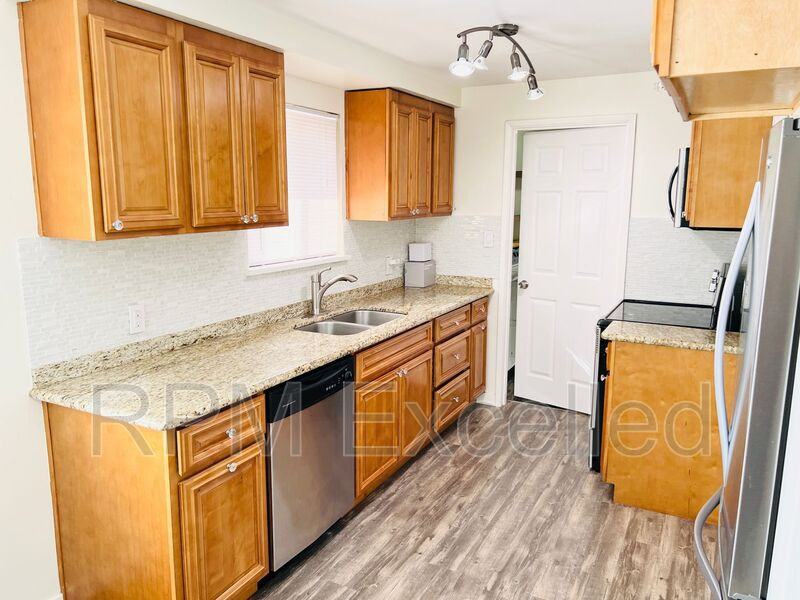 25635 30th Ave S - Photo 5 of 15