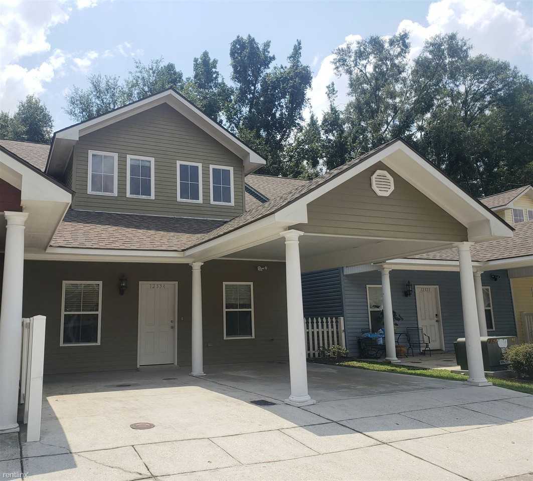 Village Maison Townhomes - Photo 2 of 50