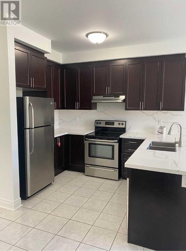 529 Dunlop Crt - Photo 3 of 10