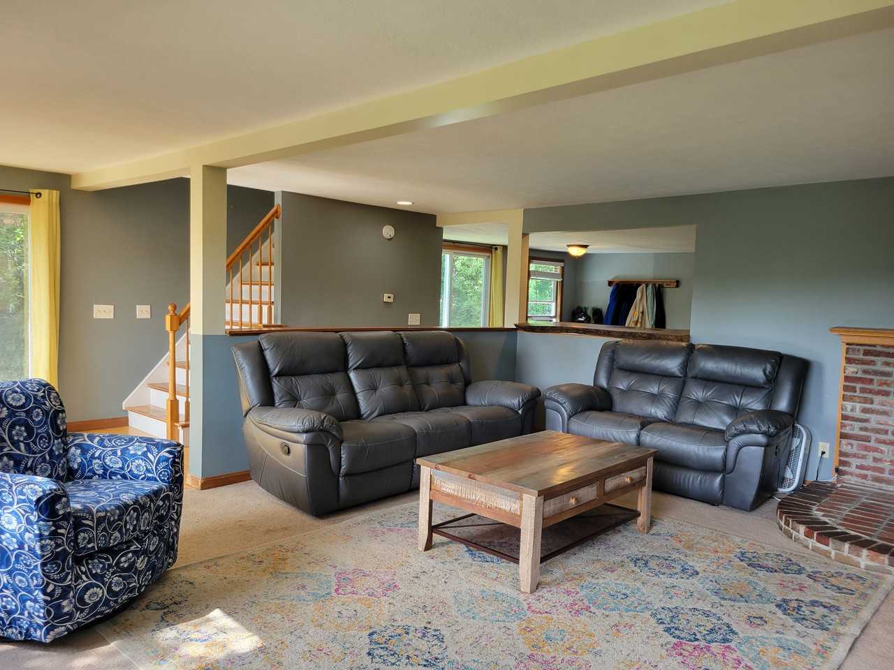 74 Emerson Drive - Photo 2 of 13