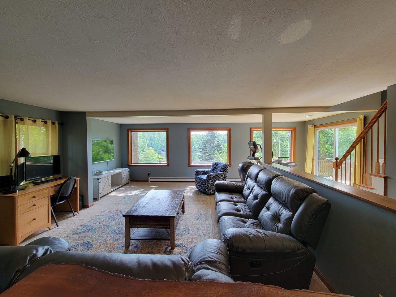 74 Emerson Drive - Photo 3 of 13