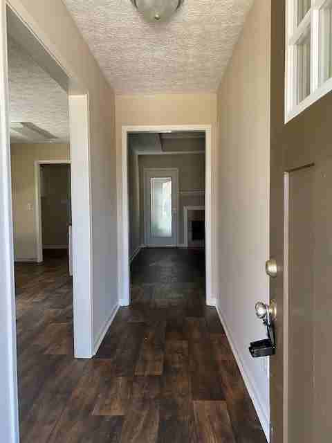 28 Tanglewood Ct - Photo 2 of 11