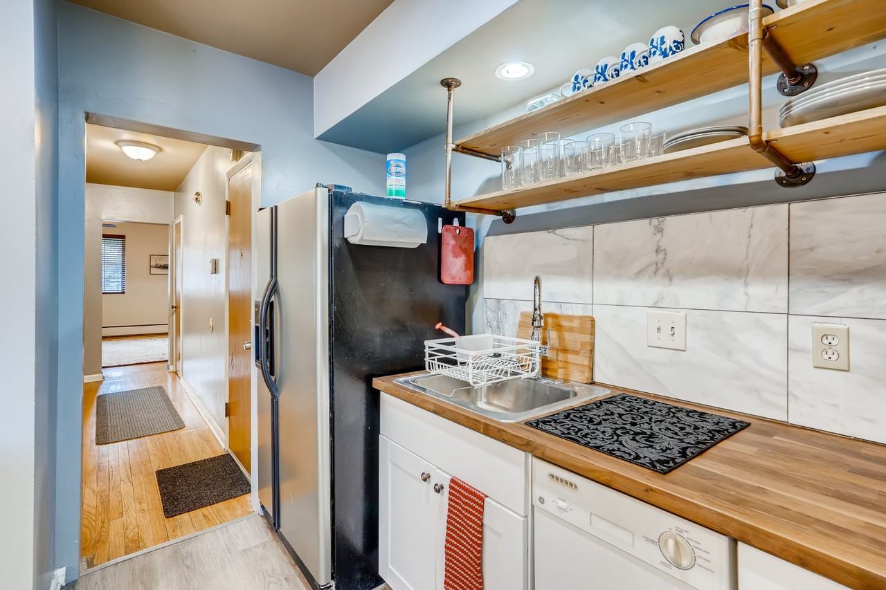 836 Galapago St #1 - Photo 7 of 42